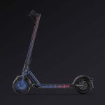 Deck large et confortable du Xiaomi Electric Scooter 4 Pro