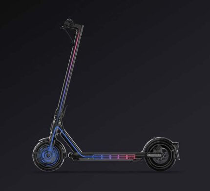 Deck large et confortable du Xiaomi Electric Scooter 4 Pro