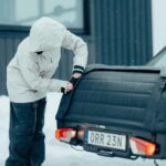 Thule Onto2 noir utilisé pour transporter des bagages