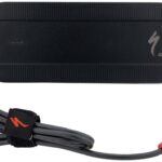 Chargeur Specialized 48V connecté à une batterie e-bike