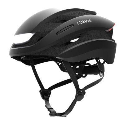 Lumos Ultra équipé de clignotants intelligents pour cyclistes