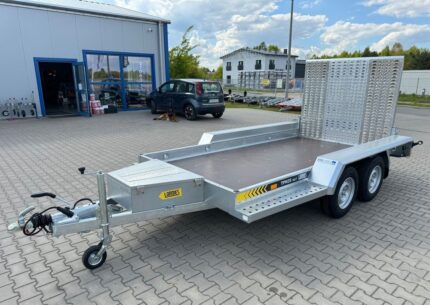Remorque porte-engin Brenderup double essieu avec rampe arrière renforcée