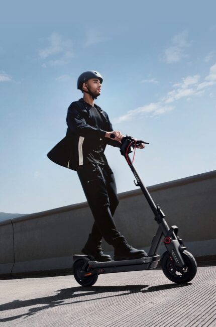 Trottinette électrique Segway Ninebot Max G3 E noire