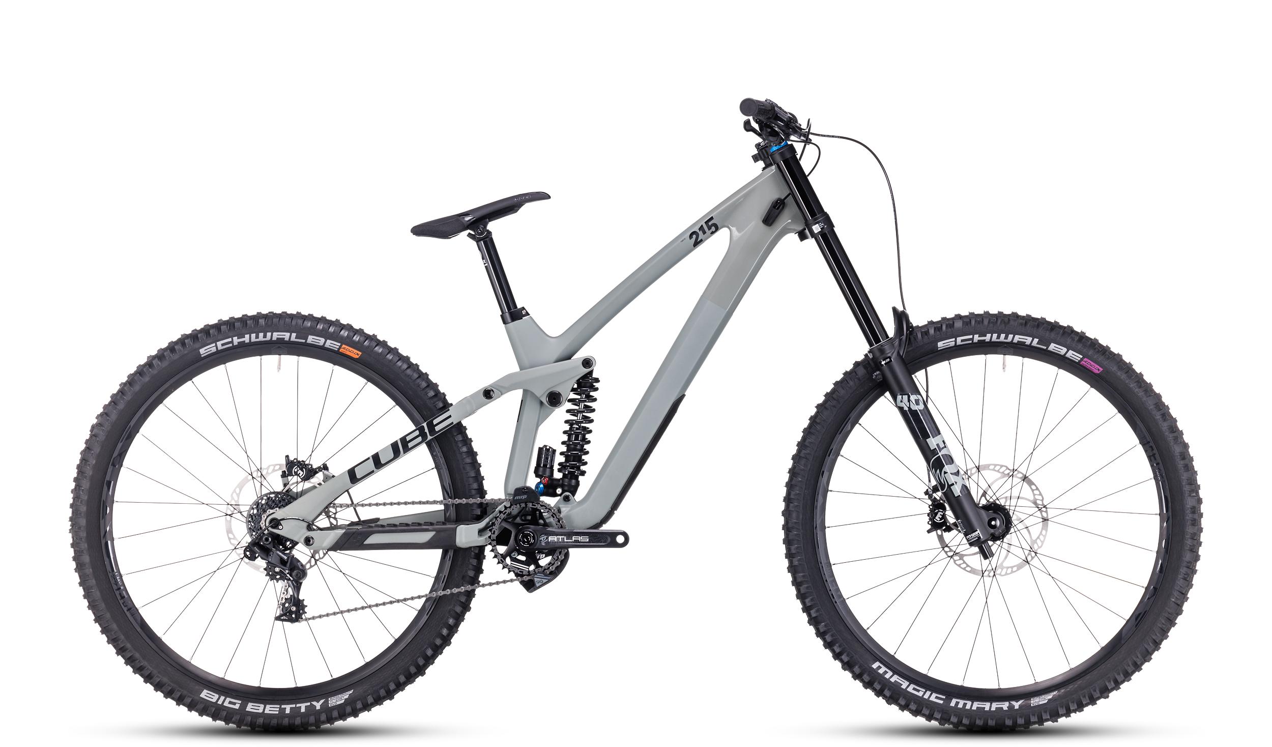 Test et Avis Cube Two15 HPC SLX 29 – Vélo Descente Carbone Cube Two15 HPC SLX 29 gris noir conçu pour bike park et compétition